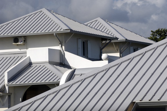 metal roof maintenance